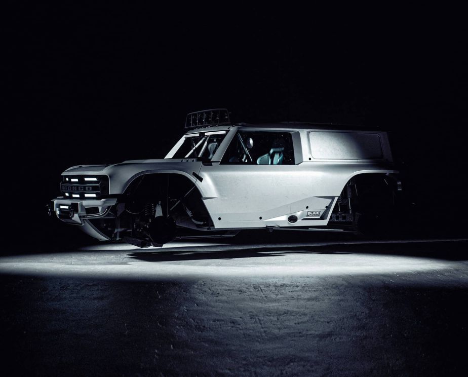 Custom Img 60 924x744